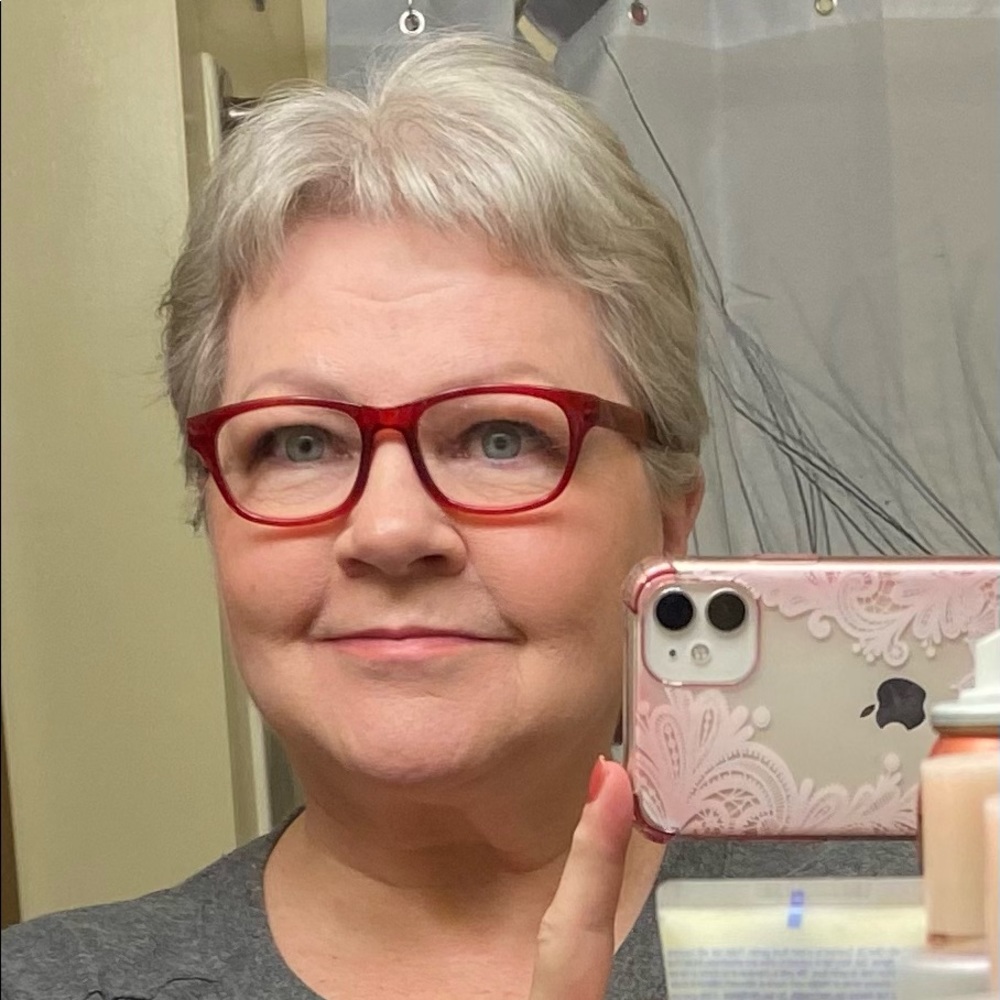 Meet your Posher, Bonnie